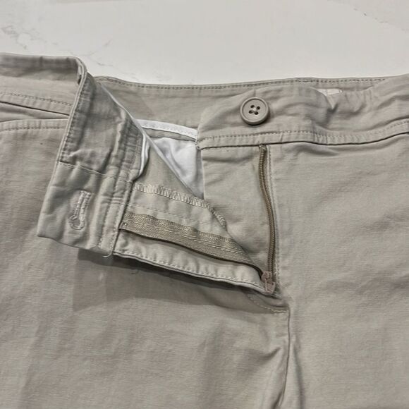 Talbots light tan Bermuda Shorts - Picture 5 of 7